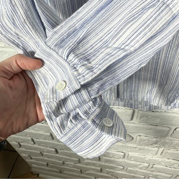 Athleta Striped Long Sleeve Button Down Top Size XS - Picture 8 of 8